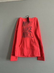 NIKE Women's S Therma Fit Bright Pink Hoodie Sweatshirt